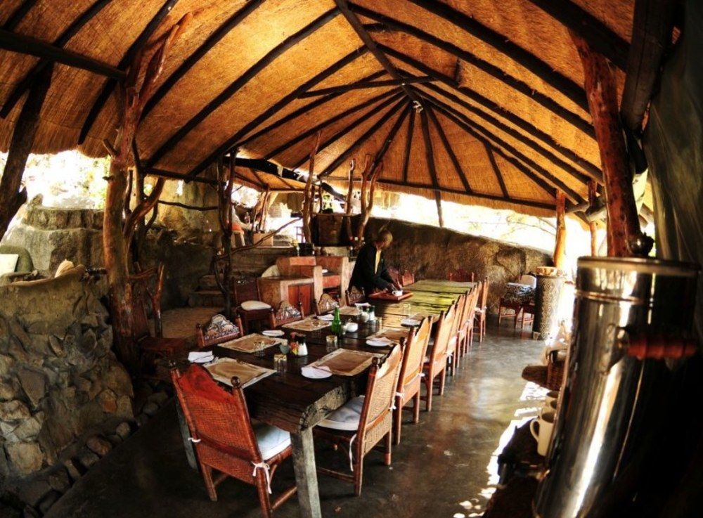 Matopos Amalinda Lodge מראה חיצוני תמונה